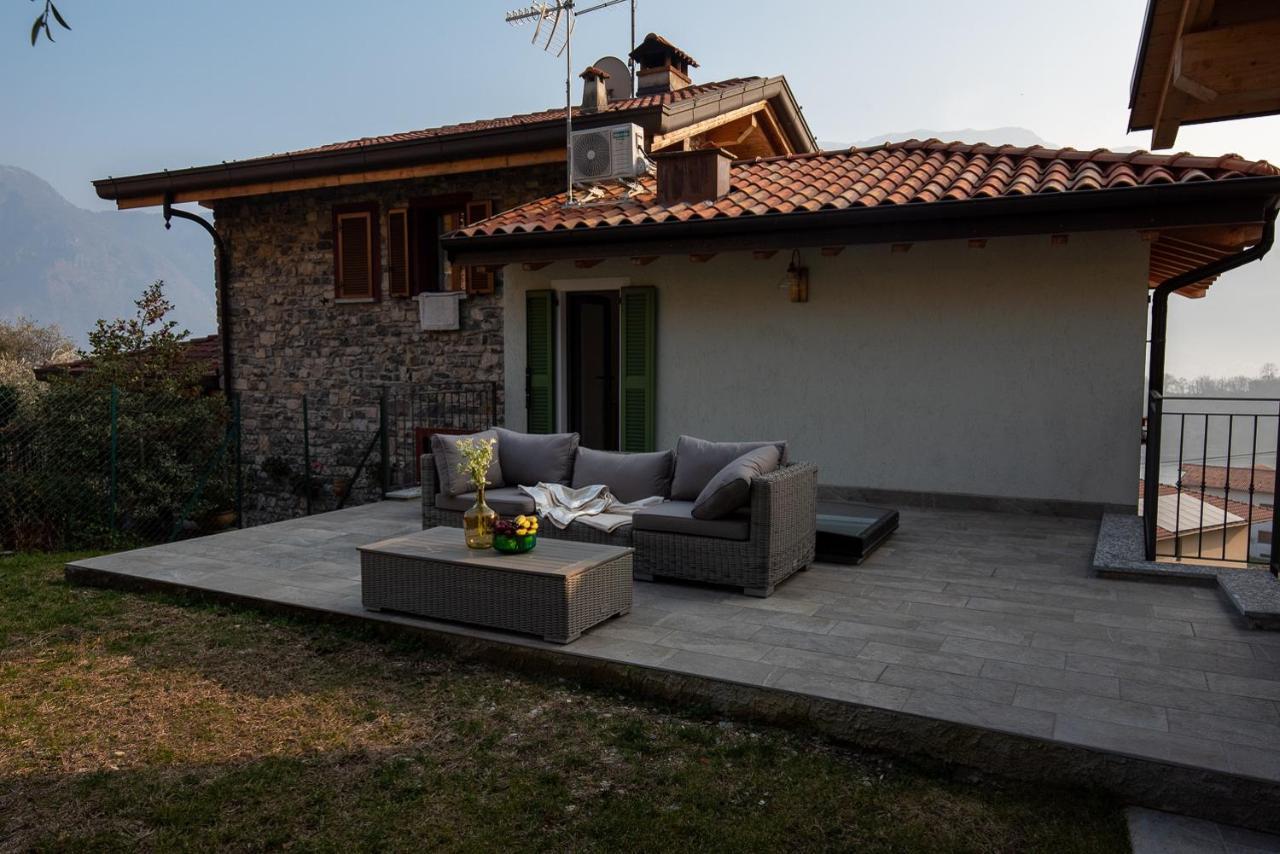 Lora Villa, With Lake View Ossuccio Εξωτερικό φωτογραφία